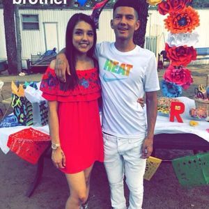 Meet your Posher, Priscilla